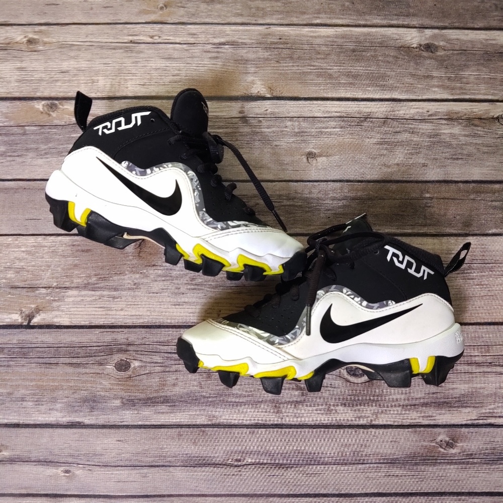 Boys Nike Mike Trout Baseball Cleats